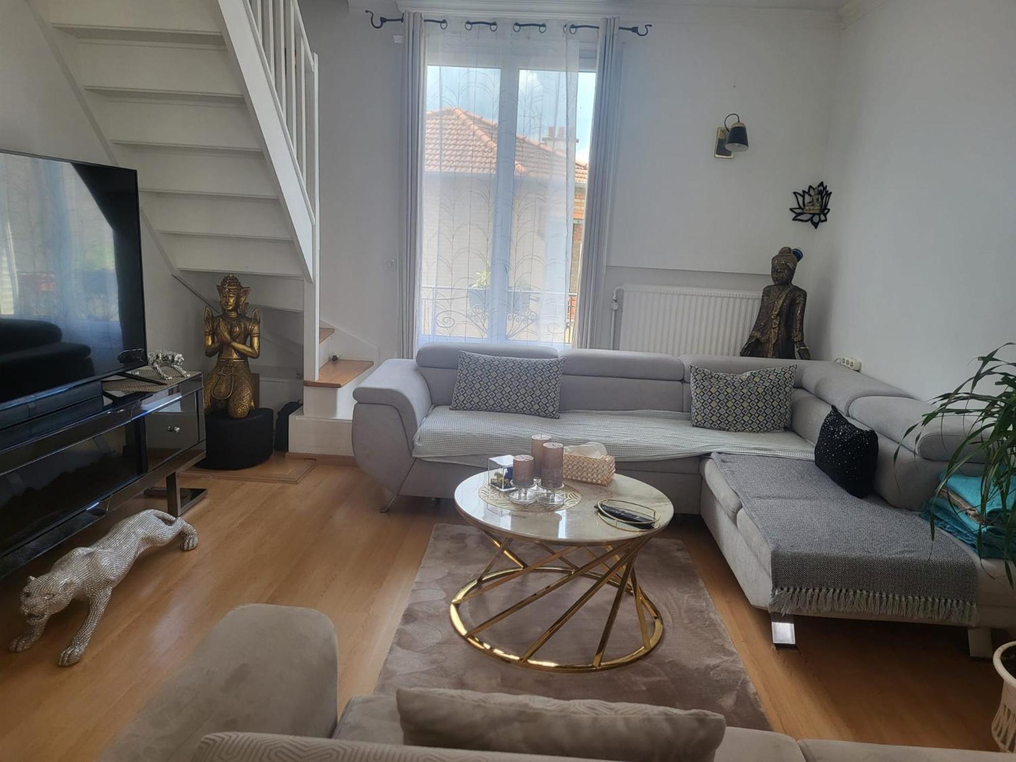 Sharmila * Colombes (Hauts-de-Seine)