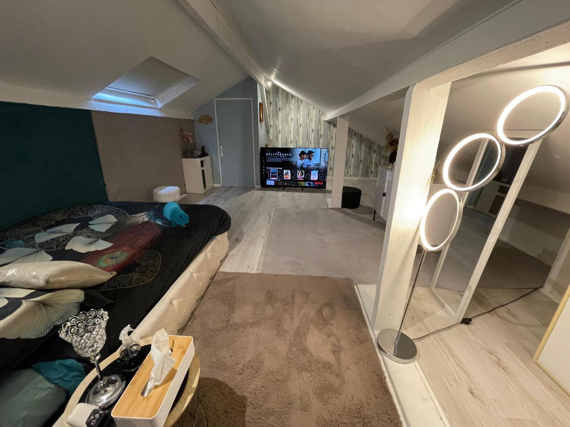 Sharmila * Colombes (Hauts-de-Seine)